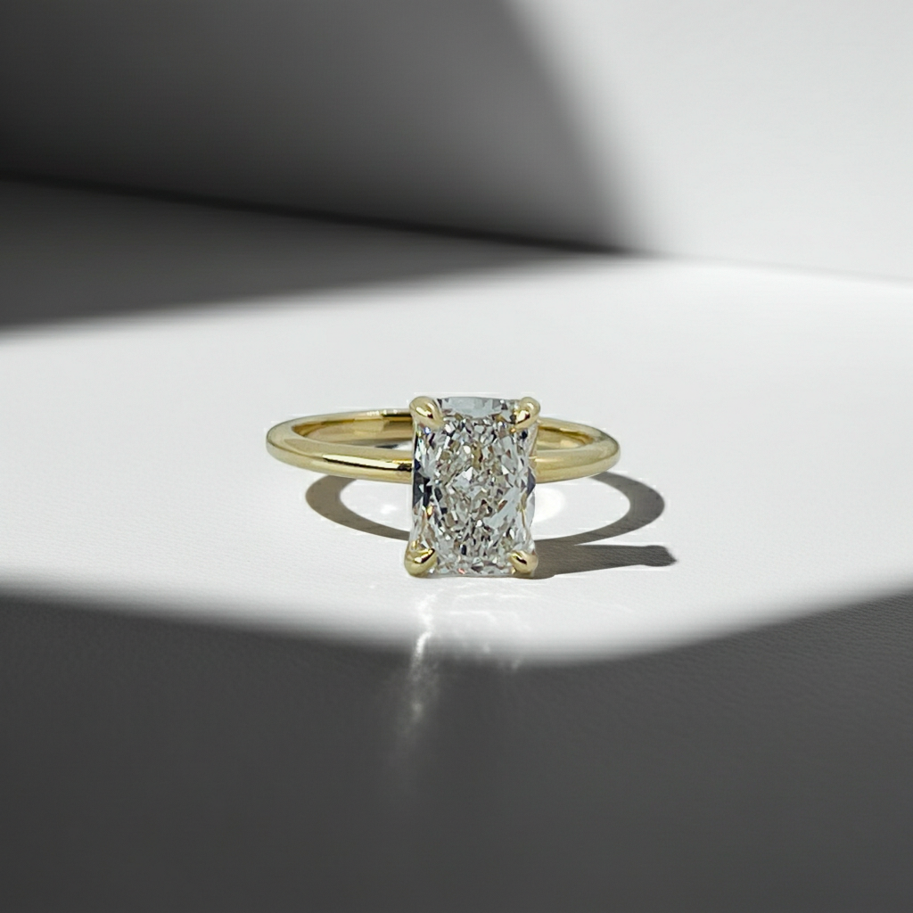 Elegant Radiant Cut Diamond 14K Solid Gold Solitaire Engagement Ring