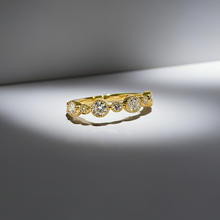 Antic Bezel 14K Solid Gold Diamond Wedding Ring Band