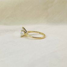 Classic Heart Shape Solitaire Diamond 14K Solid Gold Engagement Ring