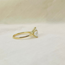 Classic Heart Shape Solitaire Diamond 14K Solid Gold Engagement Ring